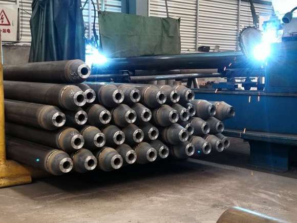 Determination of welding process parameters of steel grid structure