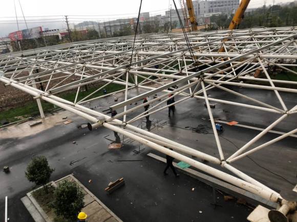 Seismic resistance of grid structure